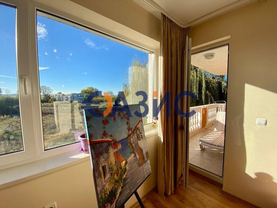 Продава се Четиристаен апартамент в к.к. Слънчев бряг - 92 кв.м за 1060 €/кв.м - Снимка #11