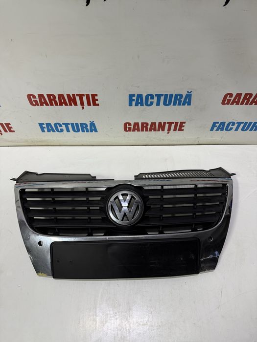Grila fata crom cromata cu semn model senzori parcare VW Passat B6