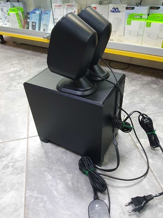 Тонколони , буфер Logitech X-210 2.1 за компютър