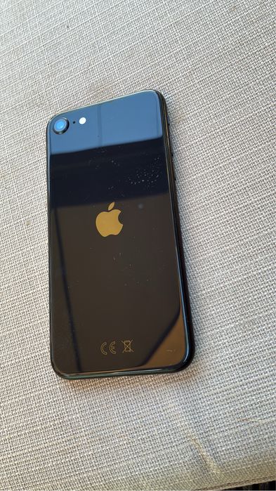 Iphone se 2020..