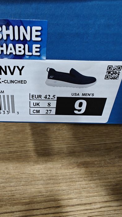Классические слипоны Skechers