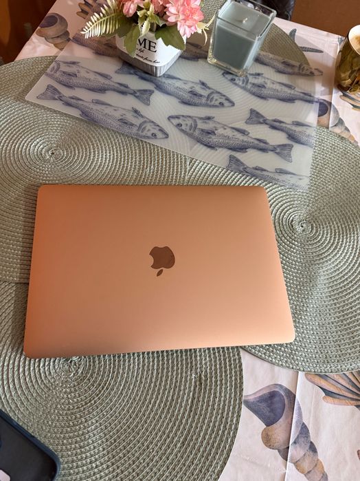 MacBook Air retina 13   2018.г