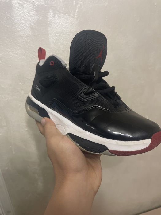 Vand pereche de papuci Jordan Stay Loyal 3