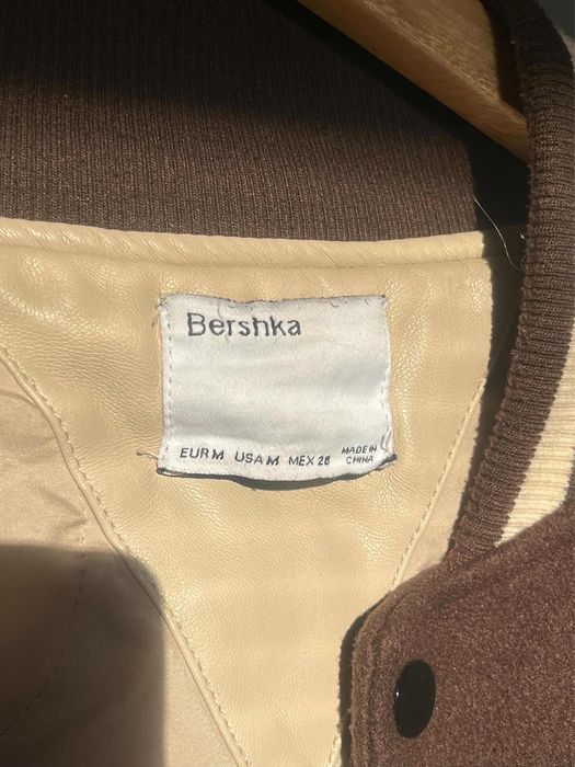 Пролетно яке Bershka