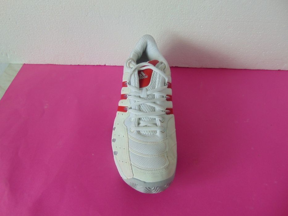 НОВИ Adidas номер 44 Оригинални мъжки маратонки