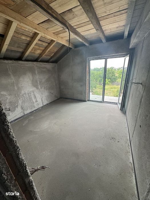 Casă modernă cu 4 camere în Clinceni
