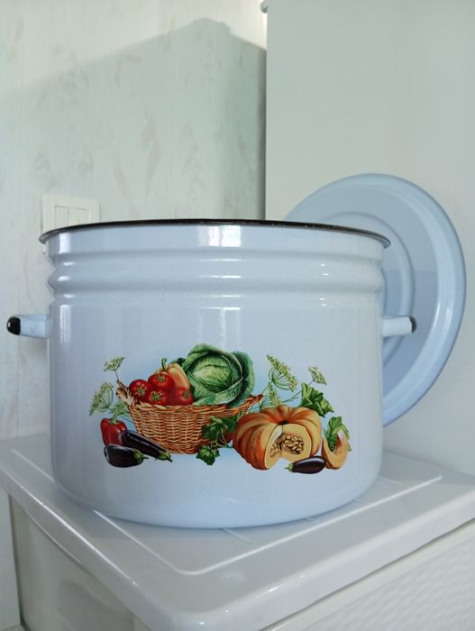 Кастрюля  кастрюля эмалированная