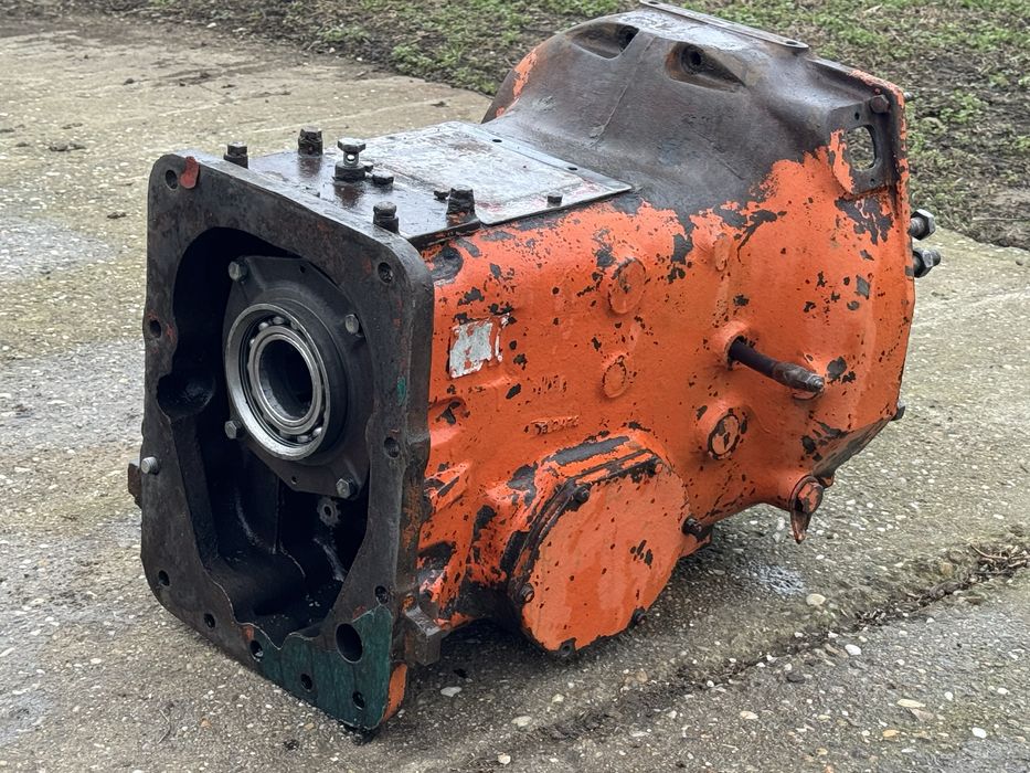 Vand reductor( diferential) pentru tractor U650