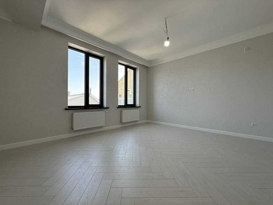 3-уровневый дом 470 м², 10 комнат, участок 3.3 сотки — Яккасарай р-н