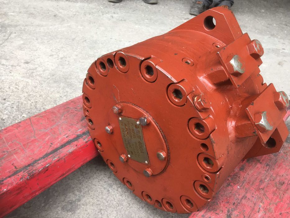 Имеем спрос на гидромоторы