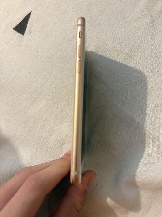 Iphone 8 350 lei pret negociabil