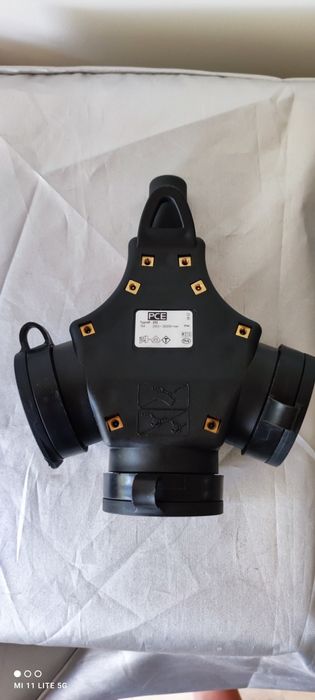 PC Electric Austria - троен куплунг/разклонител/контакт, 16А, IP44