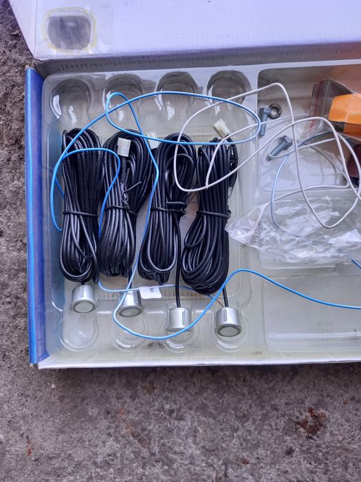 Продам датчики парктроника.