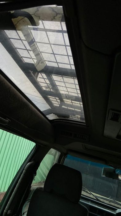 Продам машину Delica