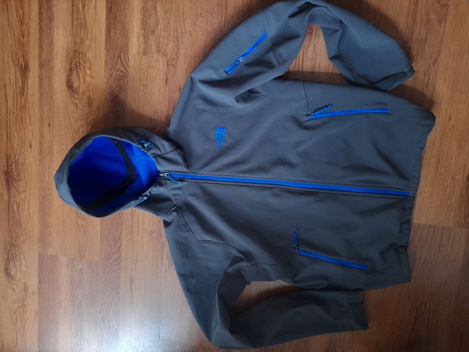 The north face мъжко яке M- L размер.