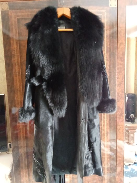 Продам шубу из кенгуру