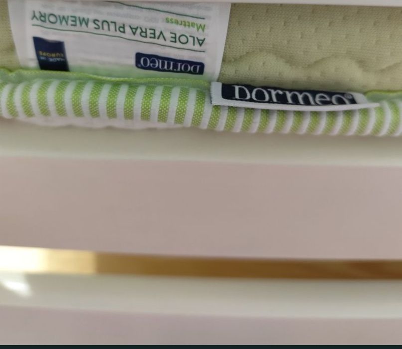 Pat lemn masiv + saltele Dormeo!