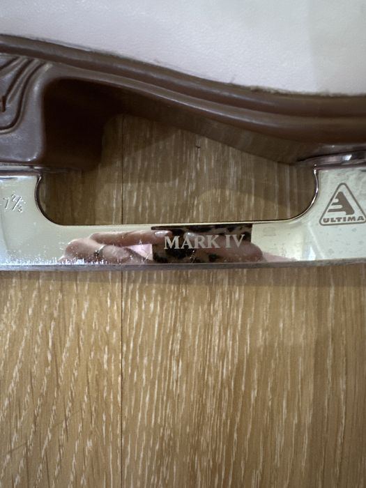 Профессиональные коньки Jackson