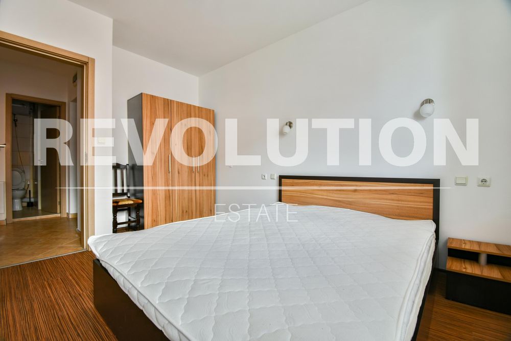 Двустаен апартамент в ж.к. Младост 4.