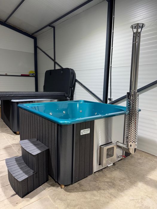 Ciubar patrat 2.2m x 2.2m