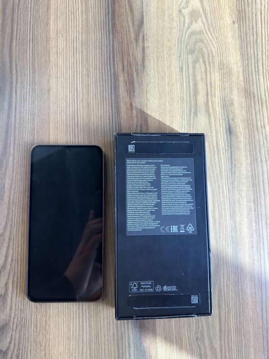 Продам Samsung Galaxy S24 FE