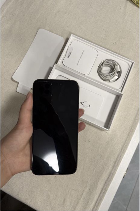 Продам iPhone 14 Pro Max 8/256 gb