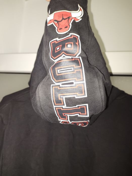 Hanorac de basket New Era cu Chicago Bulls (Sz S)