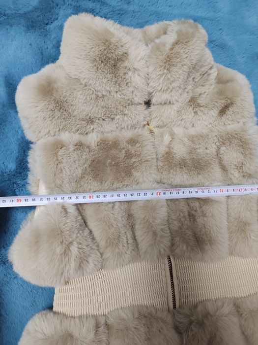 Vesta blană nouă