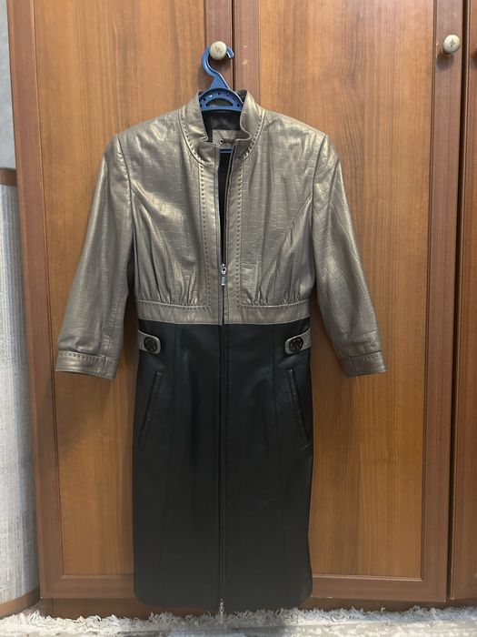 Продам кожаный тренч