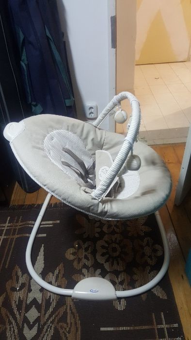 Електрическа бебешка люлка- шезлонг Graco
