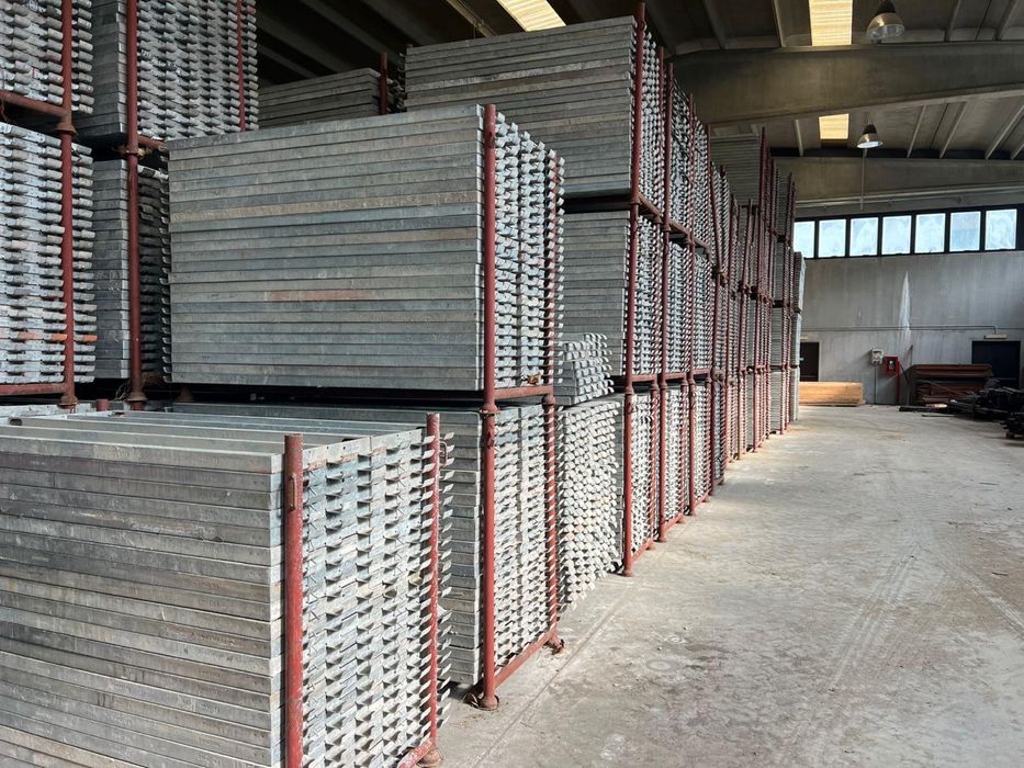 Италианско Фасадно скеле тип “Н”