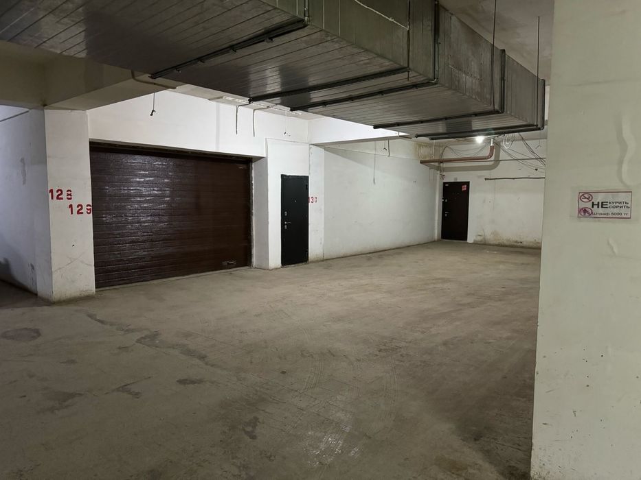 Бокс в паркинге.