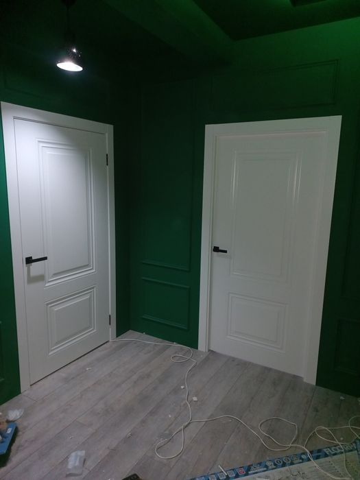 Установка межкомнатных дверей, замки.