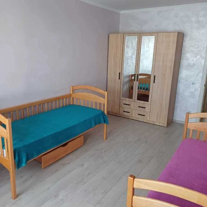 Дава се под наем Двустаен апартамент в София, Център - 55 кв.м за 392.7 € - Снимка #1