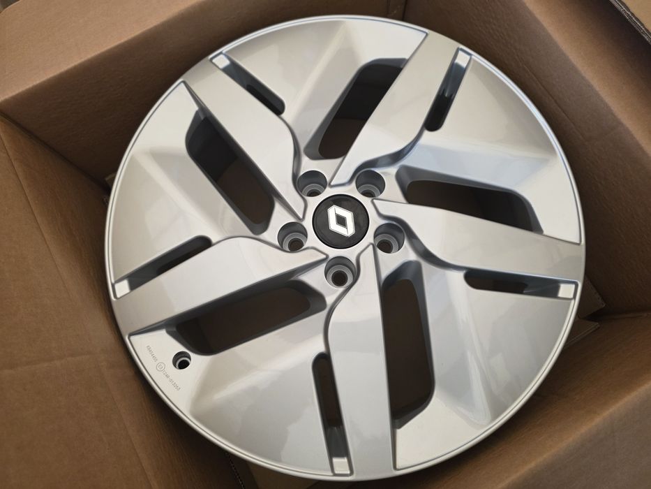 Jante de aliaj pentru Renault pe 19 marca fondmetal