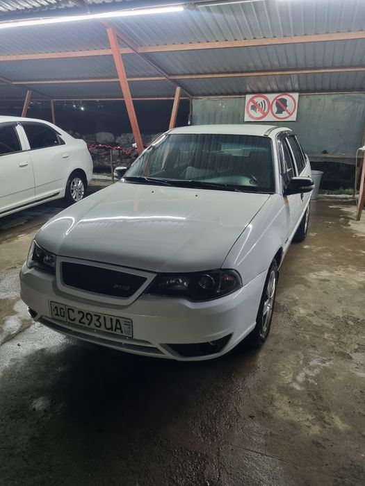 Nexia 2 1.6 mator holati yahshi holatda 20% kraskasi bor moshina gazda