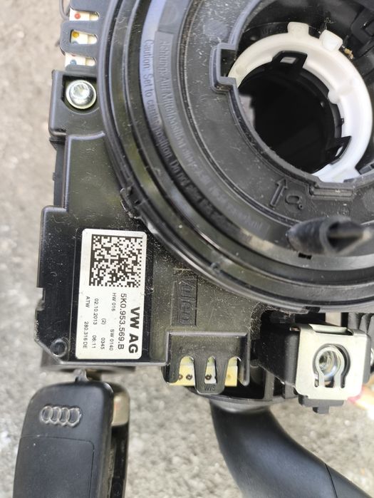 Лентов кабел/лостчета за чистачки и мигачи за Audi Q3  5K0 953 569B