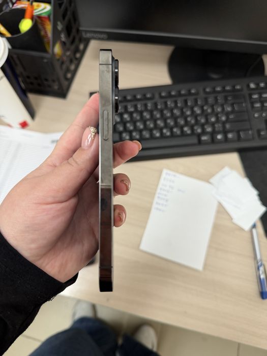 Продам Айфон 13про