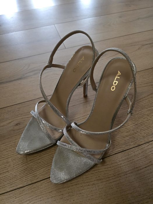 Sandale aldo marimea 38,5