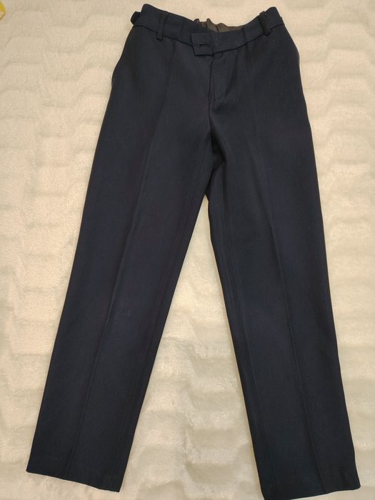 Брюки на мальчика новые