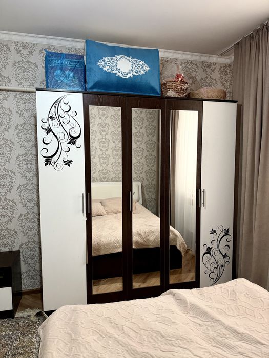 Продам спальный гарнитур