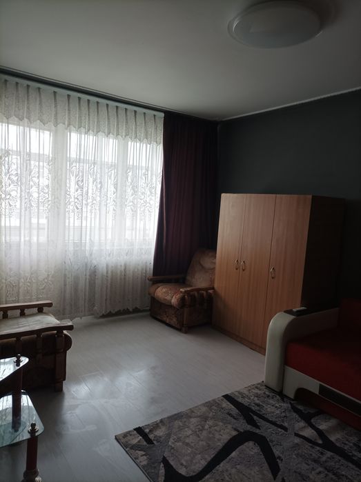Închiriez apartament 2 camere