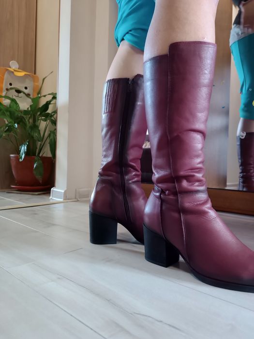 Високи ботуши от естествена кожа цвят бордо