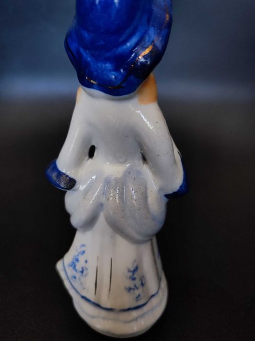 Порцеланови статуетки