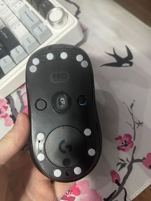 Мышь Logitech G Pro Wireless черный