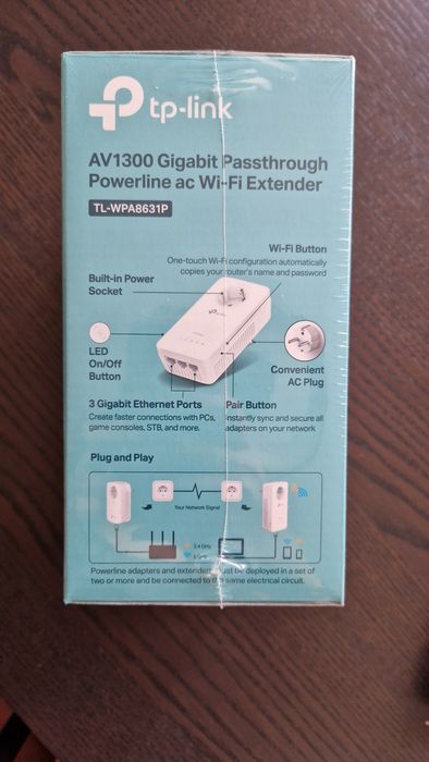 AV1300 3-портов Gigabit Powerline с изведен електрически контакт