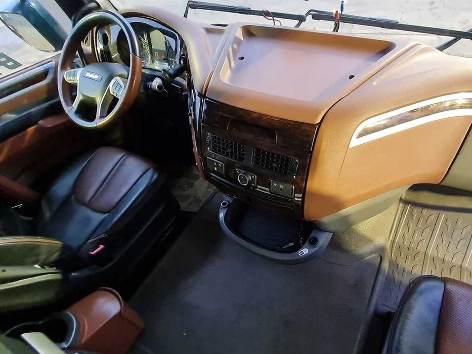 Тягач DAF XF 530 4X2