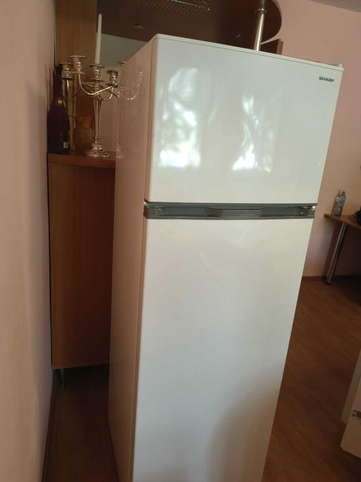 Frigider cu Doua Usi SHARP