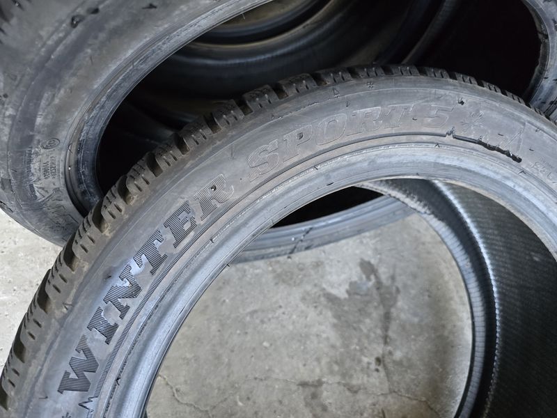 235/45/18 DUNLOP 4бр