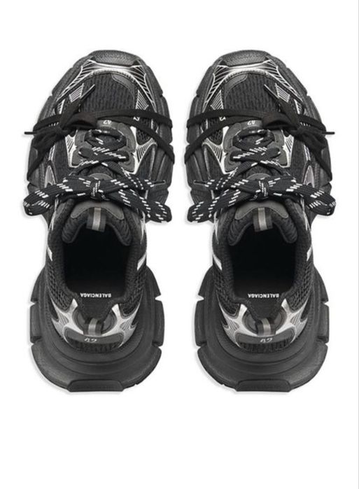 Кроссовки Balenciaga стильные, удобные